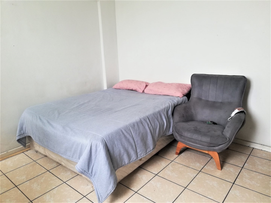 1 Bedroom Property for Sale in Churchill Estate Western Cape